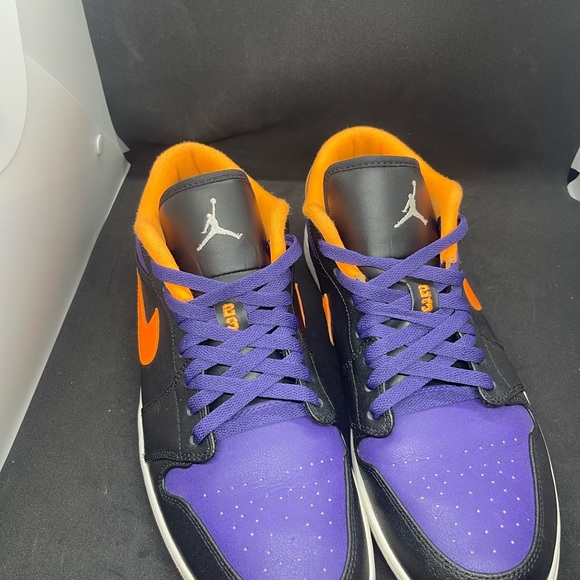Jordan 1 Low “Citrus Purple” or “Phoenix Sun” 553558-038 - Picture 3 of 10